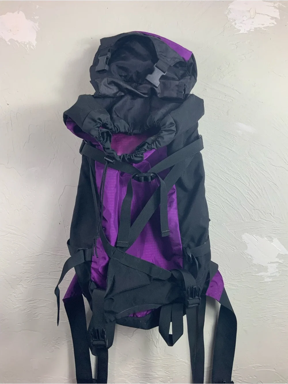 The North Face Backpack Vintage Purple Black Pack Rucksack Hiking Camping Large